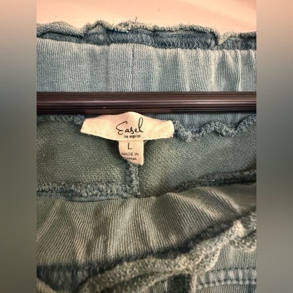 Lucky One Wide Leg Sweats - Picture 7 of 7